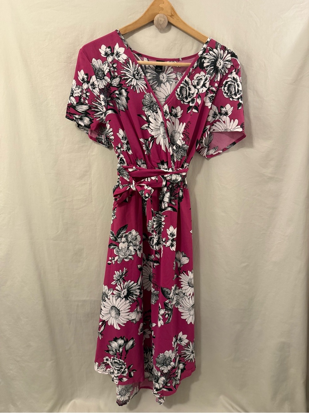 Floral Wrap Midi Dress in Fuchsia